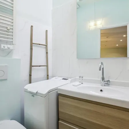Apartment Bluestay 131 - A Paris